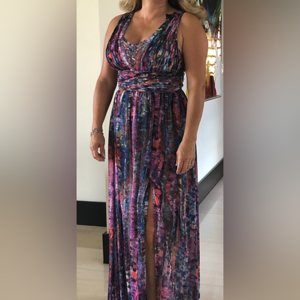 Aidan mattox / printed watercolor floral chiffon gown maxi dress sleeveless 8.